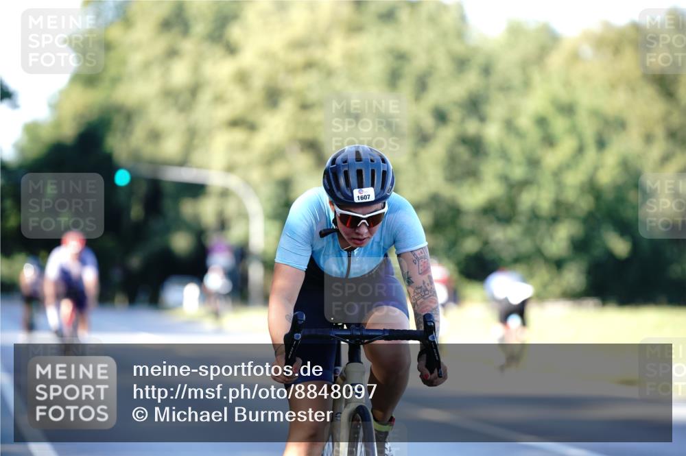 07.09.2025 - 19. Norderstedt Triathlon Michael Burmester http://msf.ph/oto/8848097 07.09.2025 16:20:00 Radfahren 1607 meine-sportfotos.de