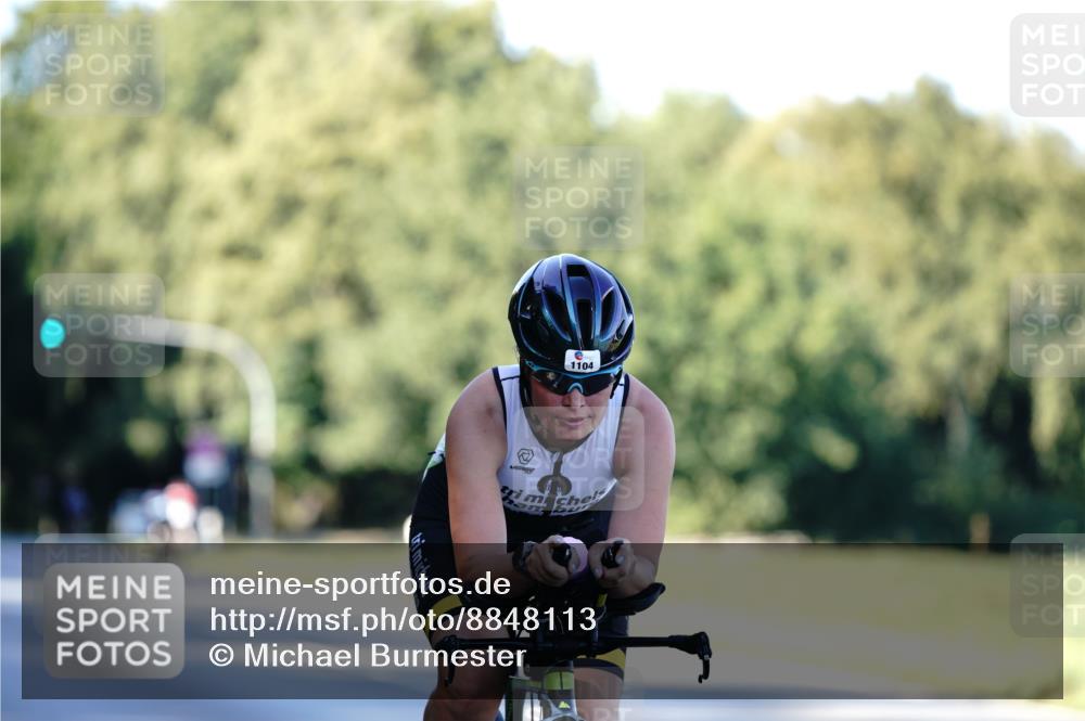 07.09.2025 - 19. Norderstedt Triathlon Michael Burmester http://msf.ph/oto/8848113 07.09.2025 16:20:06 Radfahren 936, 1104, 1458 meine-sportfotos.de