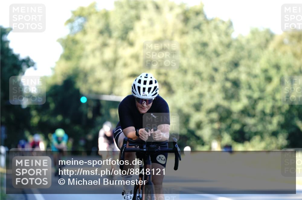 07.09.2025 - 19. Norderstedt Triathlon Michael Burmester http://msf.ph/oto/8848121 07.09.2025 16:20:20 Radfahren 1475 meine-sportfotos.de