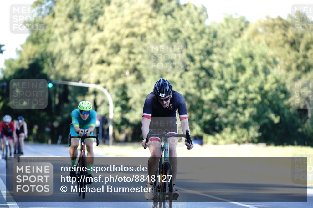 07.09.2025 - 19. Norderstedt Triathlon Michael Burmester http://msf.ph/oto/8848127 07.09.2025 16:20:23 Radfahren 1475, 1579, 1623 meine-sportfotos.de