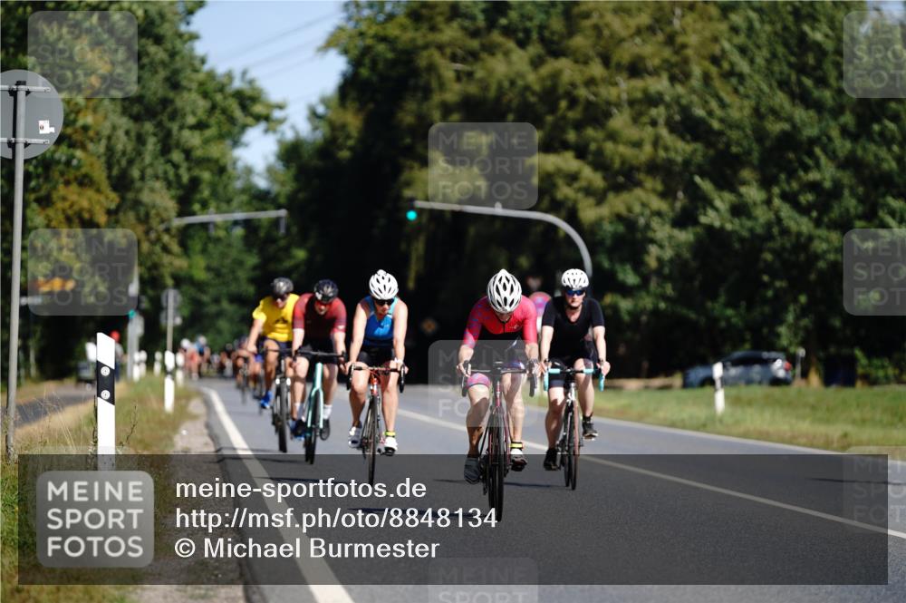 07.09.2025 - 19. Norderstedt Triathlon Michael Burmester http://msf.ph/oto/8848134 07.09.2025 11:35:00 Radfahren 155, 793, 1244, 1288 meine-sportfotos.de