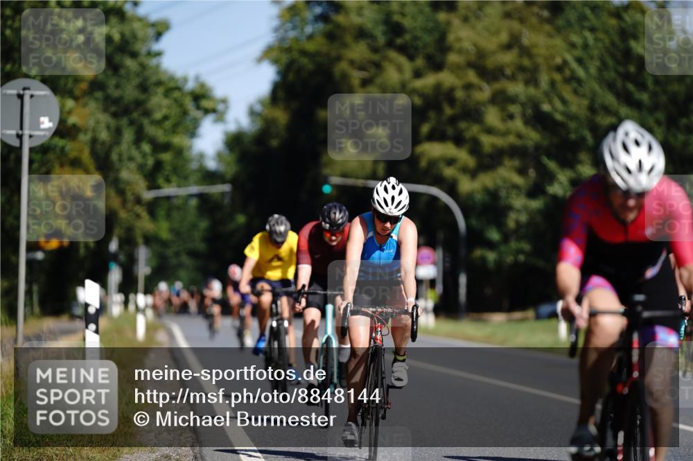 07.09.2025 - 19. Norderstedt Triathlon Michael Burmester http://msf.ph/oto/8848144 07.09.2025 11:35:02 Radfahren 155, 228, 280, 793, 1244 meine-sportfotos.de