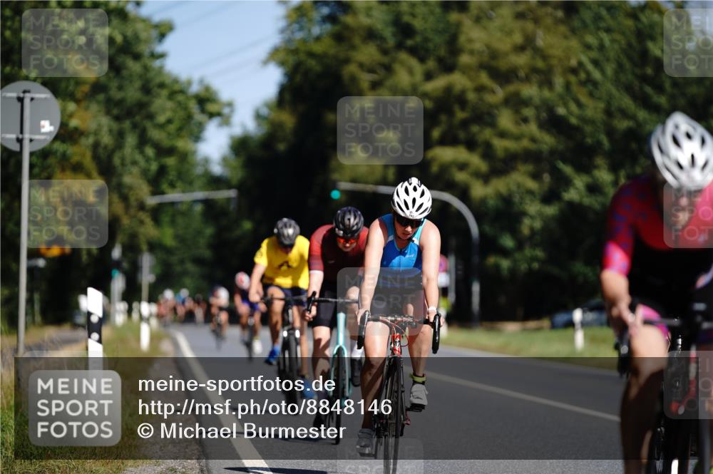 07.09.2025 - 19. Norderstedt Triathlon Michael Burmester http://msf.ph/oto/8848146 07.09.2025 11:35:02 Radfahren 155, 228, 280, 793, 1244 meine-sportfotos.de