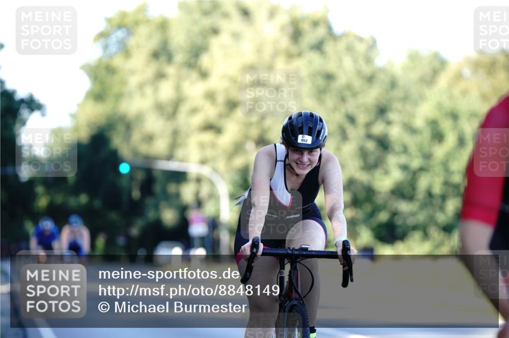 07.09.2025 - 19. Norderstedt Triathlon Michael Burmester http://msf.ph/oto/8848149 07.09.2025 16:20:28 Radfahren 952, 1061, 1623 meine-sportfotos.de
