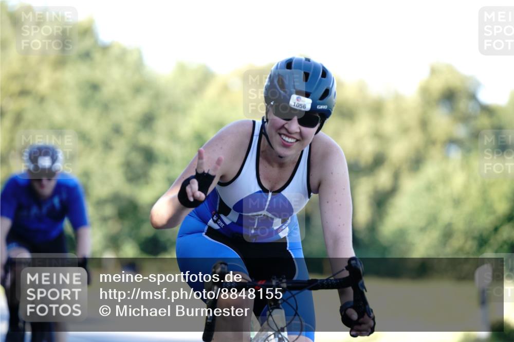 07.09.2025 - 19. Norderstedt Triathlon Michael Burmester http://msf.ph/oto/8848155 07.09.2025 16:20:34 Radfahren 916, 957, 1056 meine-sportfotos.de