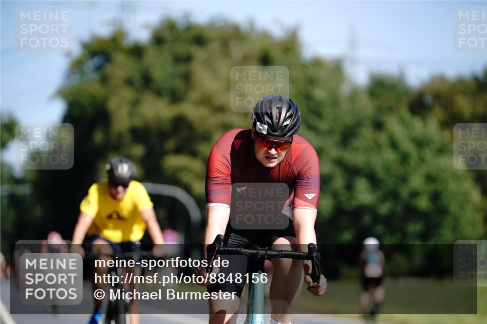 07.09.2025 - 19. Norderstedt Triathlon Michael Burmester http://msf.ph/oto/8848156 07.09.2025 11:35:04 Radfahren 155, 228, 280, 793, 1244 meine-sportfotos.de