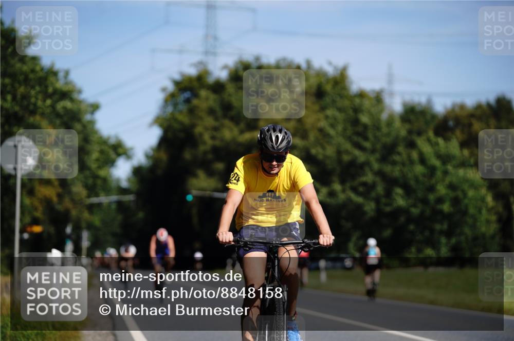 07.09.2025 - 19. Norderstedt Triathlon Michael Burmester http://msf.ph/oto/8848158 07.09.2025 11:35:04 Radfahren 155, 228, 280, 793, 1244 meine-sportfotos.de