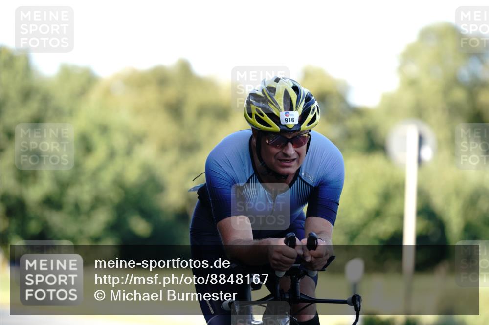 07.09.2025 - 19. Norderstedt Triathlon Michael Burmester http://msf.ph/oto/8848167 07.09.2025 16:20:36 Radfahren 916, 957, 1056 meine-sportfotos.de