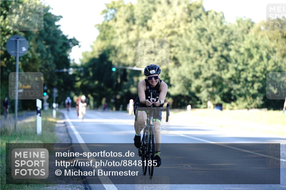 07.09.2025 - 19. Norderstedt Triathlon Michael Burmester http://msf.ph/oto/8848185 07.09.2025 16:20:58 Radfahren 1086, 1515, 1546 meine-sportfotos.de