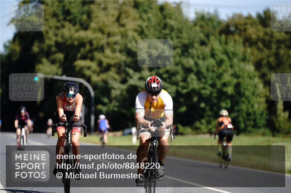 07.09.2025 - 19. Norderstedt Triathlon Michael Burmester http://msf.ph/oto/8848220 07.09.2025 11:35:35 Radfahren 795, 1170 meine-sportfotos.de
