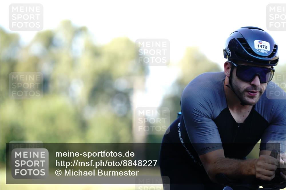 07.09.2025 - 19. Norderstedt Triathlon Michael Burmester http://msf.ph/oto/8848227 07.09.2025 16:21:36 Radfahren 926, 1472 meine-sportfotos.de