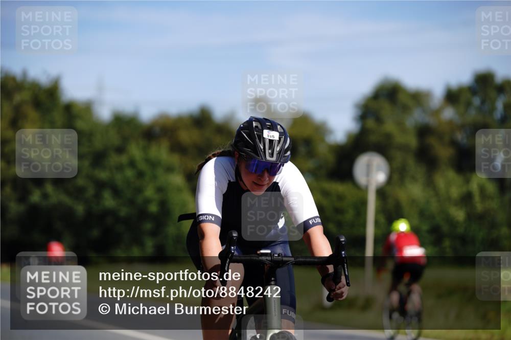 07.09.2025 - 19. Norderstedt Triathlon Michael Burmester http://msf.ph/oto/8848242 07.09.2025 11:35:51 Radfahren 252, 303, 815 meine-sportfotos.de