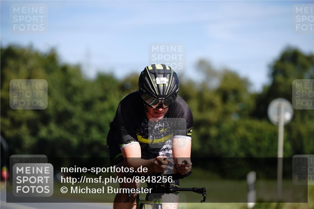 07.09.2025 - 19. Norderstedt Triathlon Michael Burmester http://msf.ph/oto/8848256 07.09.2025 11:35:59 Radfahren 1194, 1265 meine-sportfotos.de