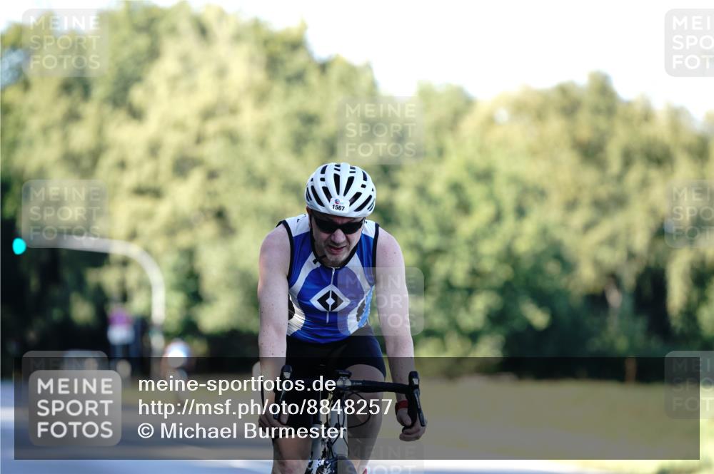 07.09.2025 - 19. Norderstedt Triathlon Michael Burmester http://msf.ph/oto/8848257 07.09.2025 16:21:58 Radfahren 1567 meine-sportfotos.de