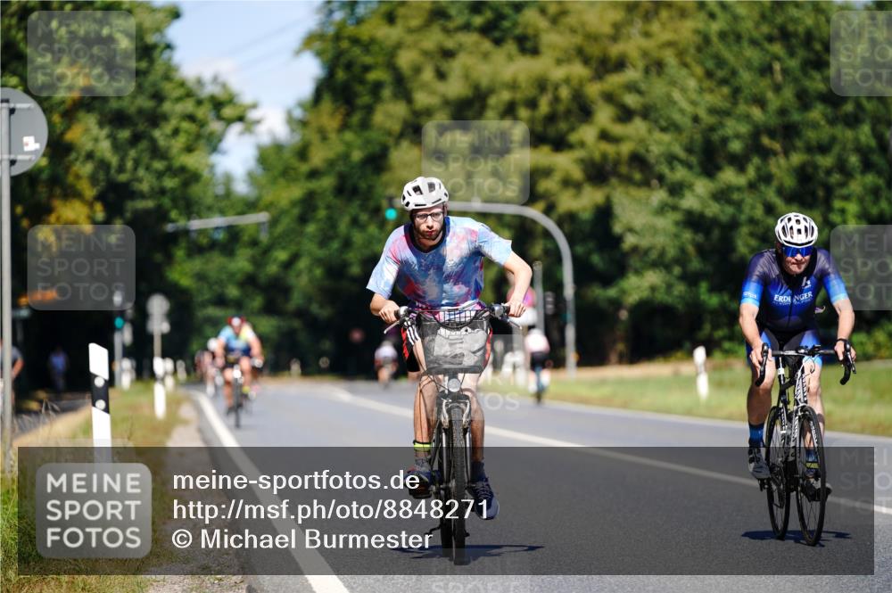 07.09.2025 - 19. Norderstedt Triathlon Michael Burmester http://msf.ph/oto/8848271 07.09.2025 13:10:20 Radfahren 315, 320, 331, 1261 meine-sportfotos.de