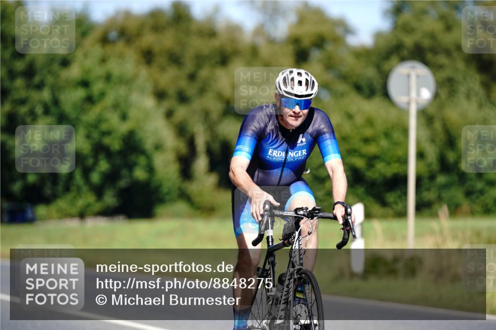 07.09.2025 - 19. Norderstedt Triathlon Michael Burmester http://msf.ph/oto/8848275 07.09.2025 13:10:21 Radfahren 315, 320, 1261 meine-sportfotos.de