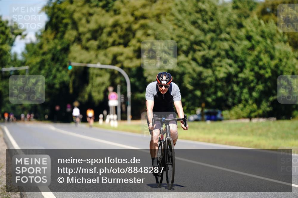 07.09.2025 - 19. Norderstedt Triathlon Michael Burmester http://msf.ph/oto/8848287 07.09.2025 13:10:47 Radfahren 346 meine-sportfotos.de