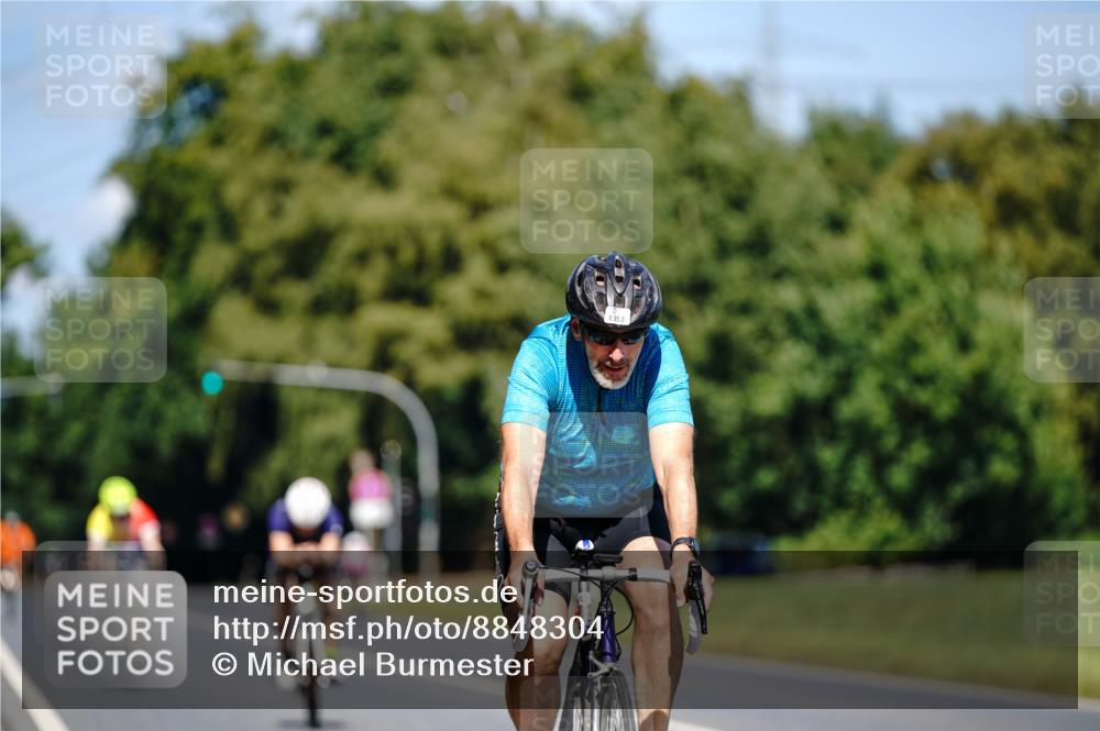 07.09.2025 - 19. Norderstedt Triathlon Michael Burmester http://msf.ph/oto/8848304 07.09.2025 13:11:54 Radfahren 841, 1352 meine-sportfotos.de