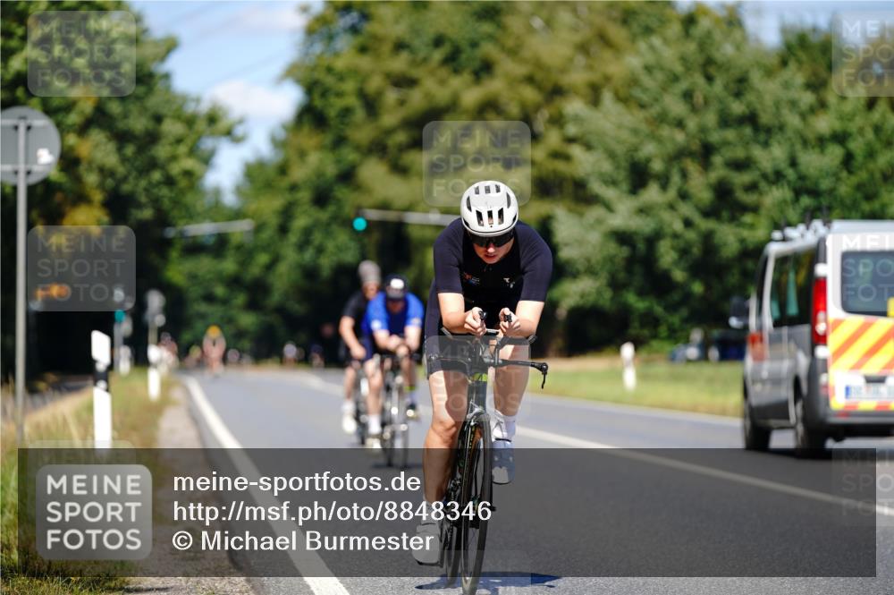 07.09.2025 - 19. Norderstedt Triathlon Michael Burmester http://msf.ph/oto/8848346 07.09.2025 13:13:19 Radfahren 353, 1344 meine-sportfotos.de