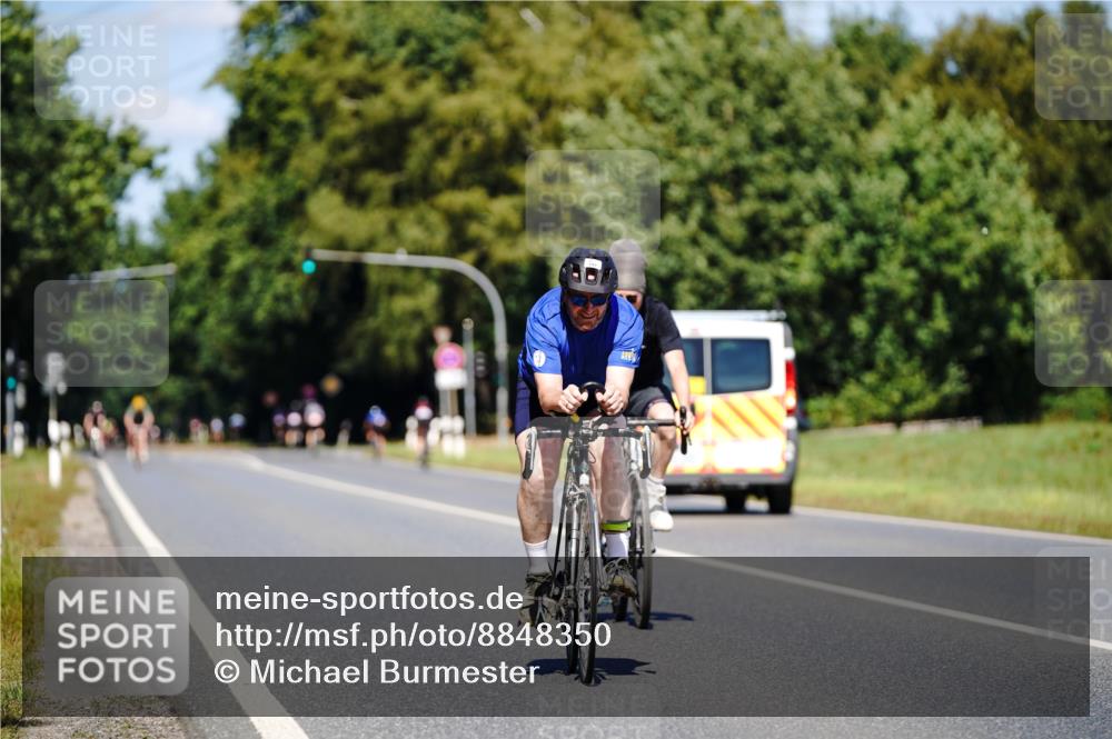 07.09.2025 - 19. Norderstedt Triathlon Michael Burmester http://msf.ph/oto/8848350 07.09.2025 13:13:22 Radfahren 197, 1344 meine-sportfotos.de