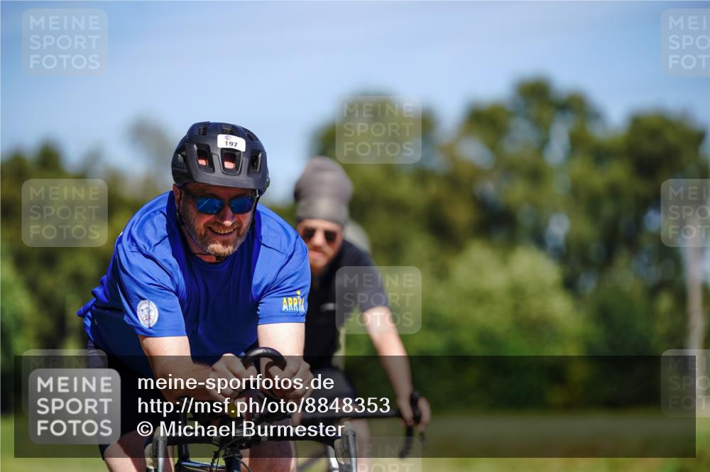 07.09.2025 - 19. Norderstedt Triathlon Michael Burmester http://msf.ph/oto/8848353 07.09.2025 13:13:23 Radfahren 197, 1344 meine-sportfotos.de