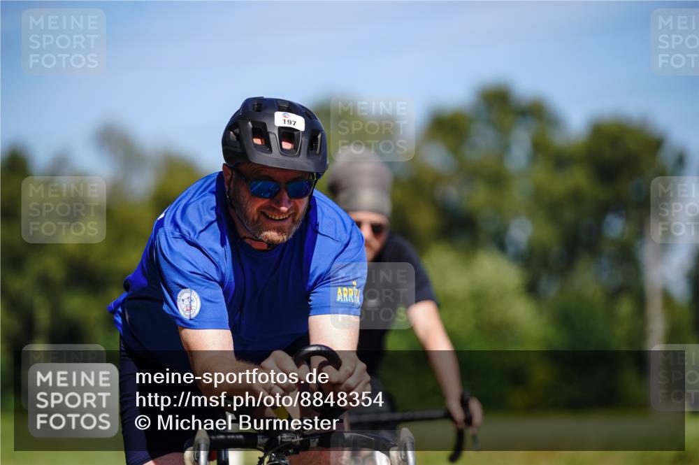 07.09.2025 - 19. Norderstedt Triathlon Michael Burmester http://msf.ph/oto/8848354 07.09.2025 13:13:23 Radfahren 197, 1344 meine-sportfotos.de