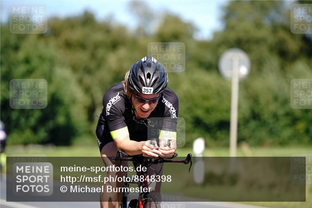 07.09.2025 - 19. Norderstedt Triathlon Michael Burmester http://msf.ph/oto/8848398 07.09.2025 13:15:43 Radfahren 357 meine-sportfotos.de