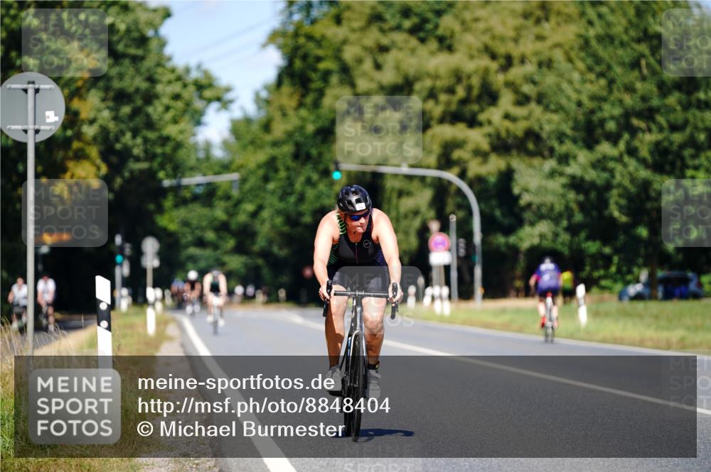 07.09.2025 - 19. Norderstedt Triathlon Michael Burmester http://msf.ph/oto/8848404 07.09.2025 13:15:59 Radfahren 744, 1299 meine-sportfotos.de