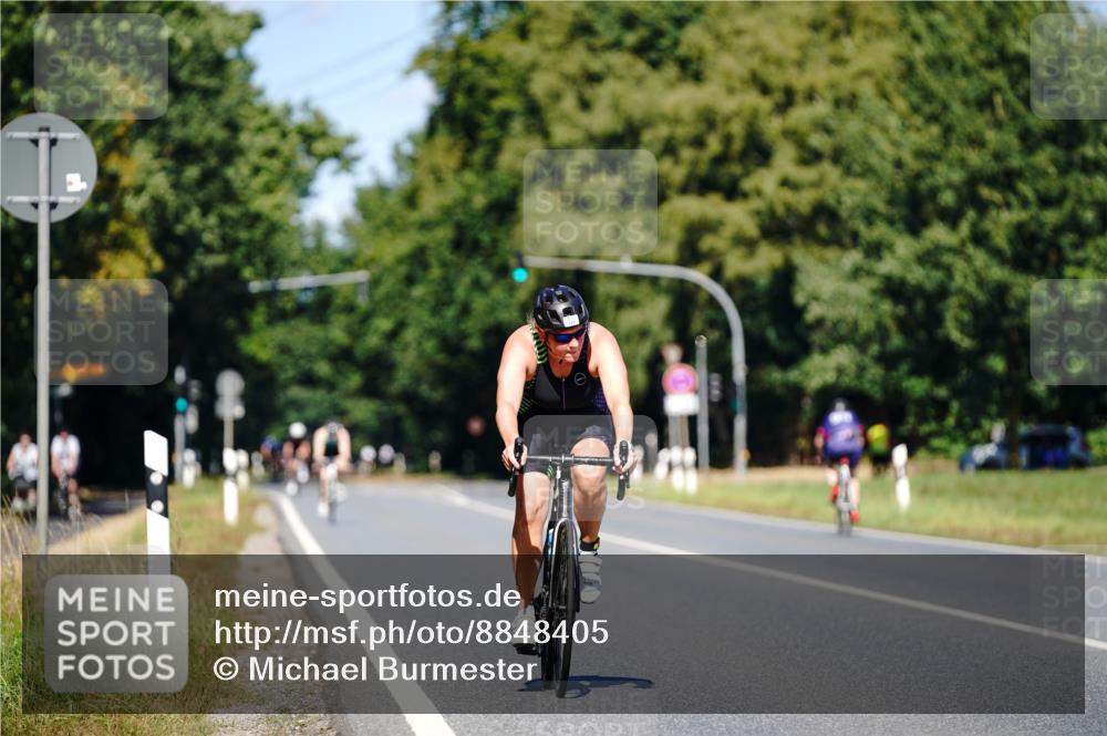 07.09.2025 - 19. Norderstedt Triathlon Michael Burmester http://msf.ph/oto/8848405 07.09.2025 13:15:59 Radfahren 744, 1299 meine-sportfotos.de