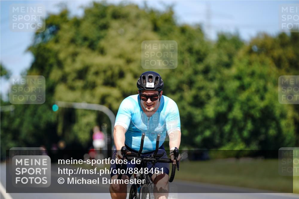 07.09.2025 - 19. Norderstedt Triathlon Michael Burmester http://msf.ph/oto/8848461 07.09.2025 13:18:27 Radfahren 160 meine-sportfotos.de