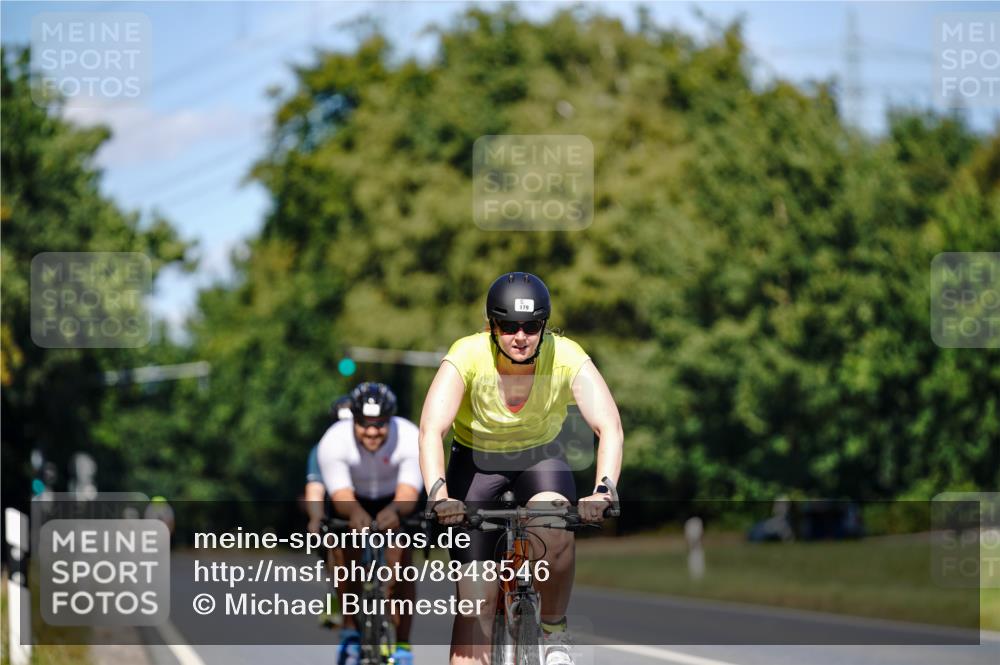 07.09.2025 - 19. Norderstedt Triathlon Michael Burmester http://msf.ph/oto/8848546 07.09.2025 13:22:25 Radfahren 179, 193, 206 meine-sportfotos.de