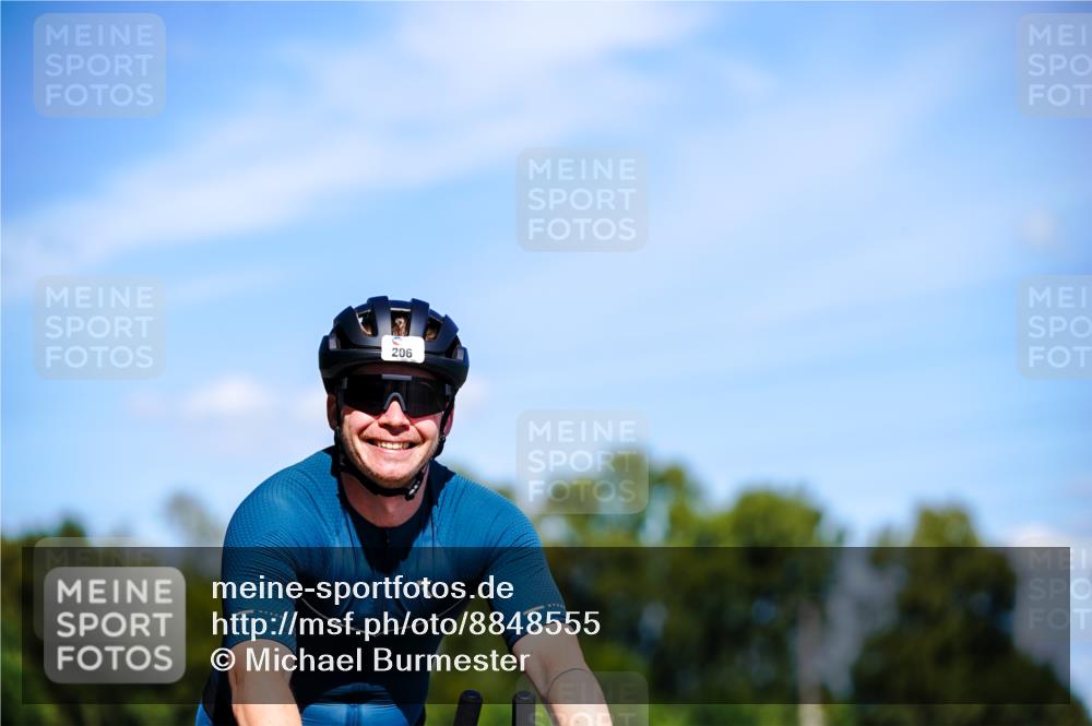 07.09.2025 - 19. Norderstedt Triathlon Michael Burmester http://msf.ph/oto/8848555 07.09.2025 13:22:28 Radfahren 179, 193, 206 meine-sportfotos.de