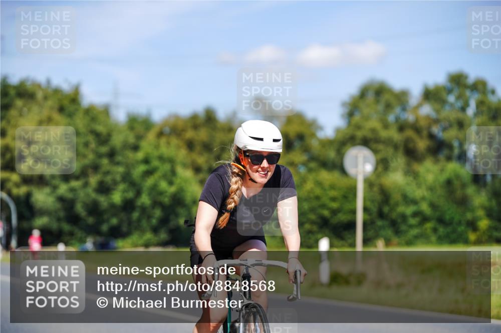 07.09.2025 - 19. Norderstedt Triathlon Michael Burmester http://msf.ph/oto/8848568 07.09.2025 13:22:43 Radfahren 312, 842 meine-sportfotos.de