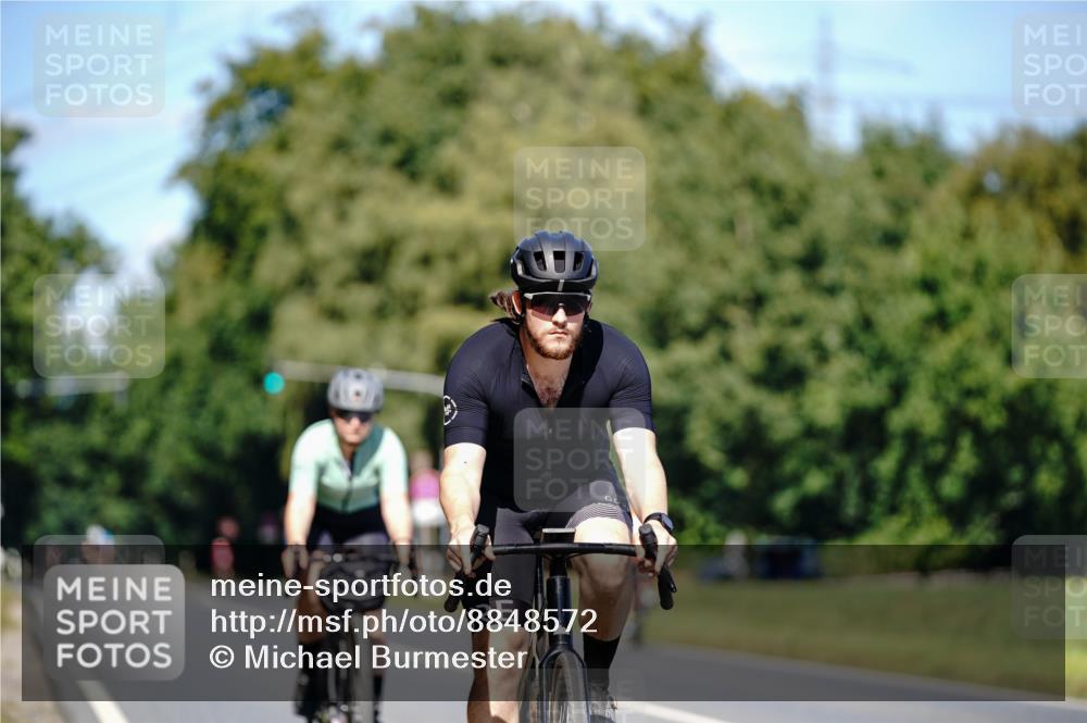 07.09.2025 - 19. Norderstedt Triathlon Michael Burmester http://msf.ph/oto/8848572 07.09.2025 13:23:10 Radfahren  meine-sportfotos.de