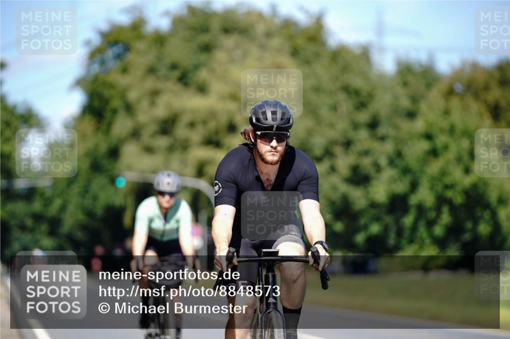 07.09.2025 - 19. Norderstedt Triathlon Michael Burmester http://msf.ph/oto/8848573 07.09.2025 13:23:10 Radfahren  meine-sportfotos.de