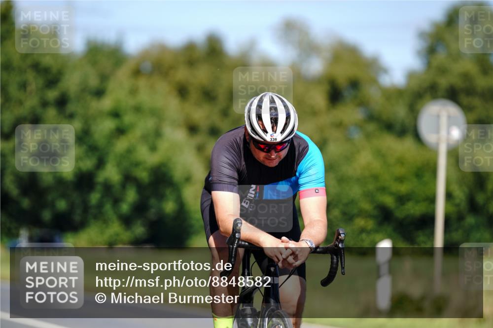07.09.2025 - 19. Norderstedt Triathlon Michael Burmester http://msf.ph/oto/8848582 07.09.2025 13:23:24 Radfahren 336 meine-sportfotos.de