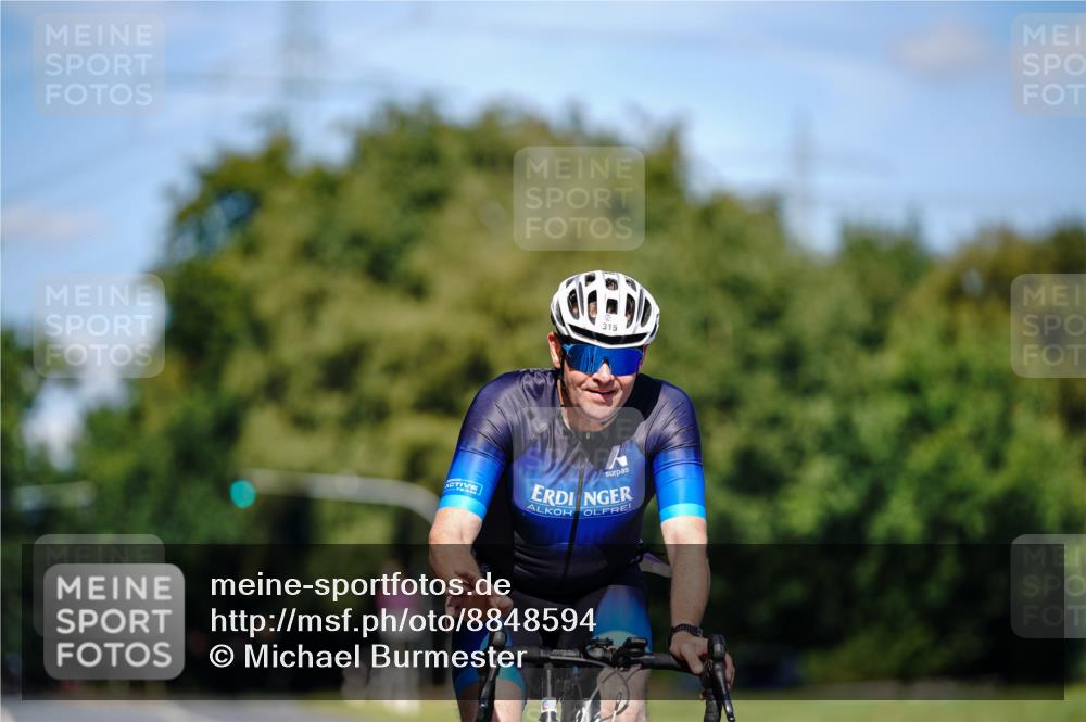 07.09.2025 - 19. Norderstedt Triathlon Michael Burmester http://msf.ph/oto/8848594 07.09.2025 13:24:06 Radfahren 315 meine-sportfotos.de