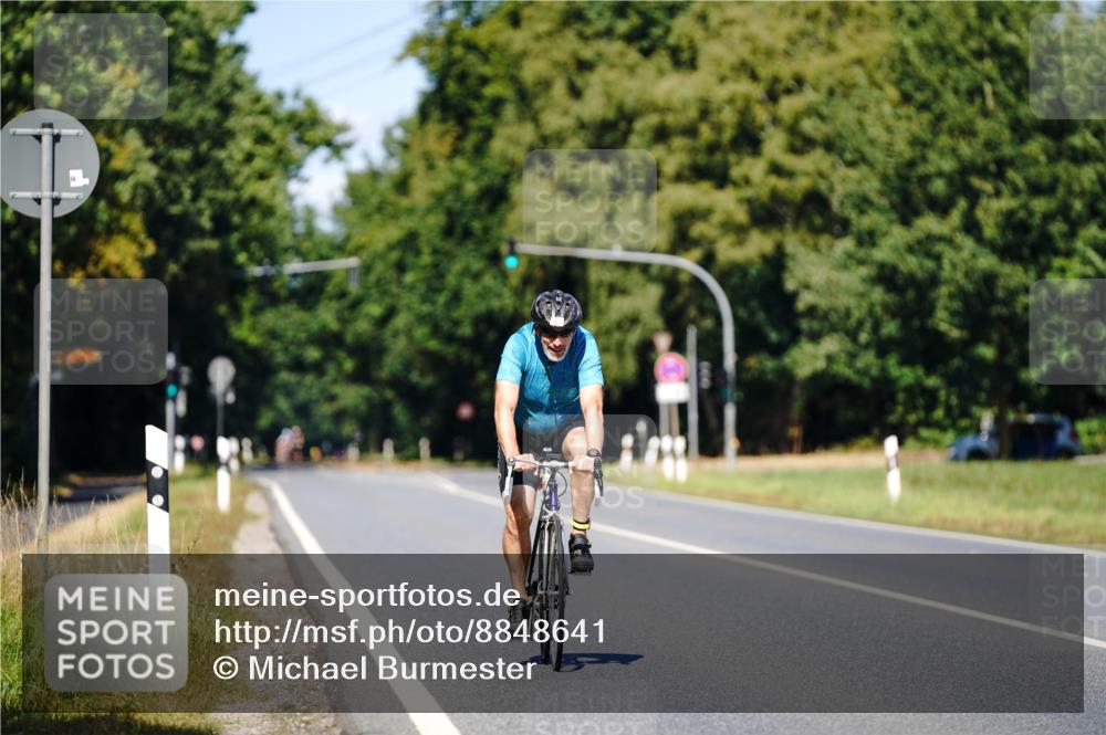 07.09.2025 - 19. Norderstedt Triathlon Michael Burmester http://msf.ph/oto/8848641 07.09.2025 13:26:51 Radfahren 790, 1352 meine-sportfotos.de