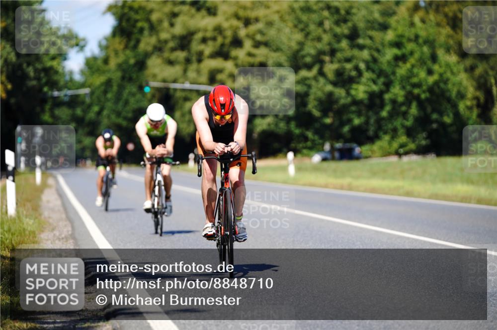 07.09.2025 - 19. Norderstedt Triathlon Michael Burmester http://msf.ph/oto/8848710 07.09.2025 13:37:53 Radfahren 999, 1003, 1007 meine-sportfotos.de