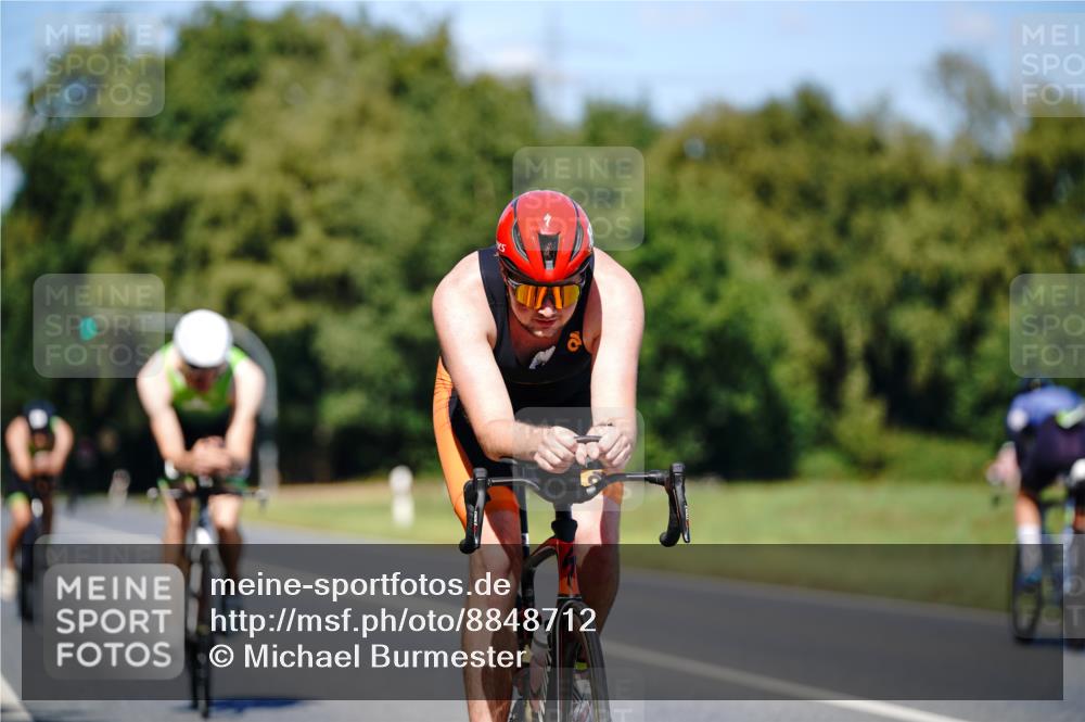 07.09.2025 - 19. Norderstedt Triathlon Michael Burmester http://msf.ph/oto/8848712 07.09.2025 13:37:54 Radfahren 999, 1003, 1007 meine-sportfotos.de