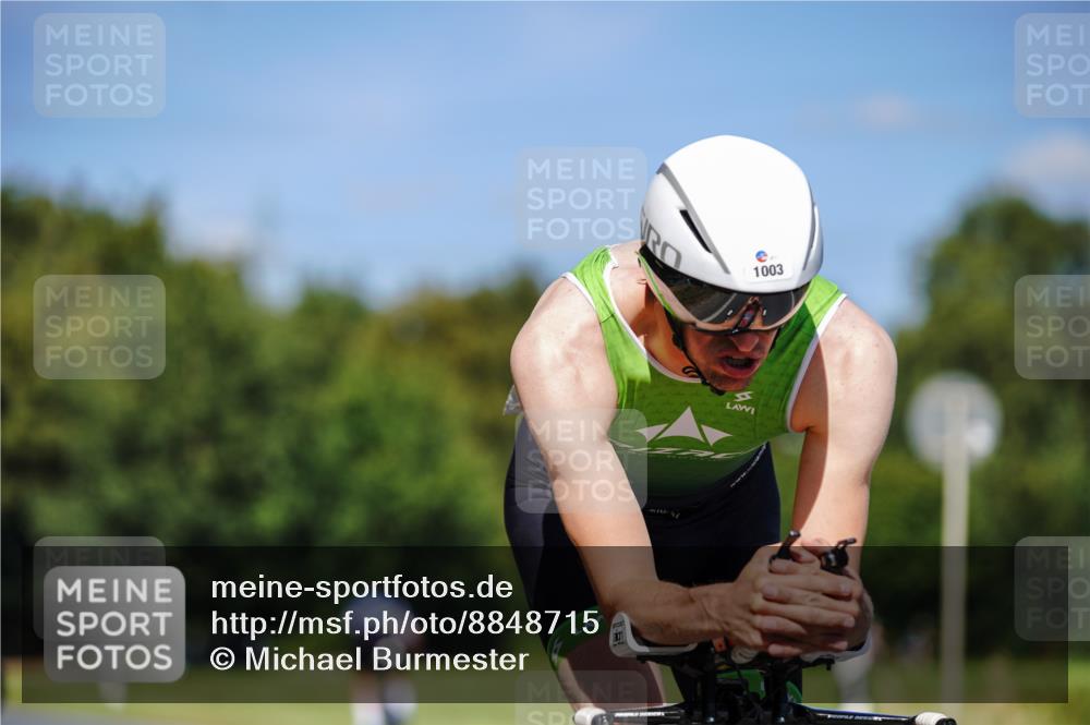 07.09.2025 - 19. Norderstedt Triathlon Michael Burmester http://msf.ph/oto/8848715 07.09.2025 13:37:55 Radfahren 999, 1003, 1007 meine-sportfotos.de