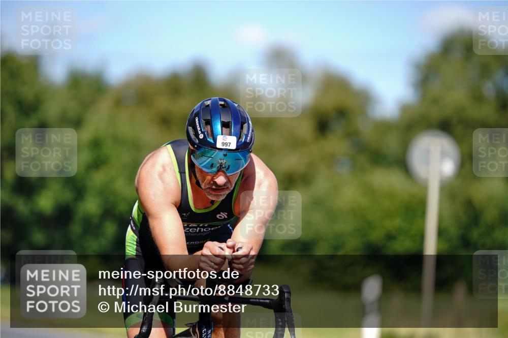 07.09.2025 - 19. Norderstedt Triathlon Michael Burmester http://msf.ph/oto/8848733 07.09.2025 13:38:36 Radfahren 997 meine-sportfotos.de