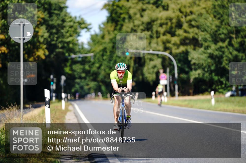 07.09.2025 - 19. Norderstedt Triathlon Michael Burmester http://msf.ph/oto/8848735 07.09.2025 13:39:00 Radfahren 1004 meine-sportfotos.de