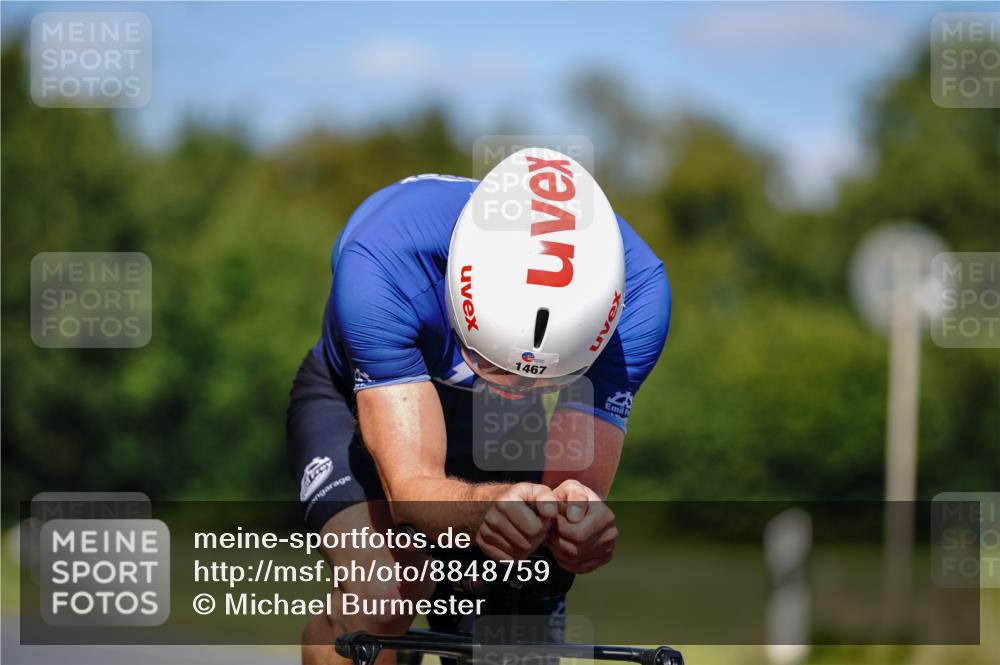 07.09.2025 - 19. Norderstedt Triathlon Michael Burmester http://msf.ph/oto/8848759 07.09.2025 13:40:04 Radfahren 1467 meine-sportfotos.de