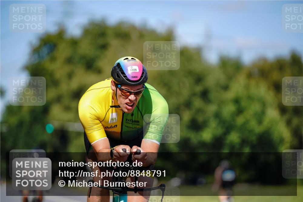 07.09.2025 - 19. Norderstedt Triathlon Michael Burmester http://msf.ph/oto/8848791 07.09.2025 13:41:21 Radfahren 965, 1028 meine-sportfotos.de