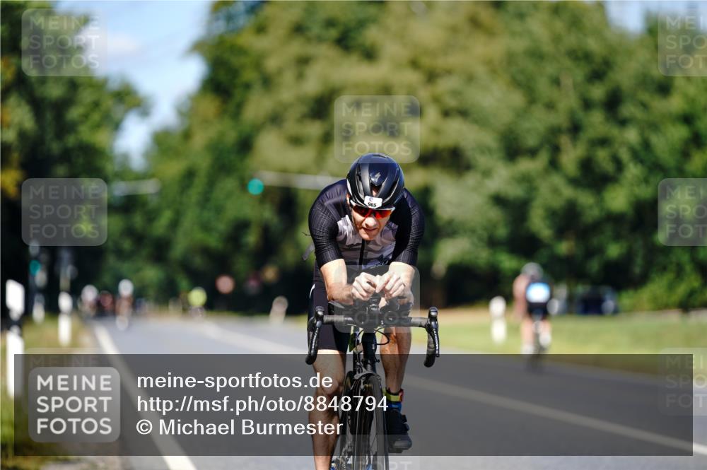 07.09.2025 - 19. Norderstedt Triathlon Michael Burmester http://msf.ph/oto/8848794 07.09.2025 13:41:22 Radfahren 965, 1028 meine-sportfotos.de