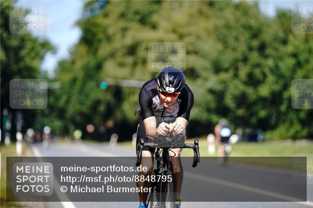 07.09.2025 - 19. Norderstedt Triathlon Michael Burmester http://msf.ph/oto/8848795 07.09.2025 13:41:22 Radfahren 965, 1028 meine-sportfotos.de