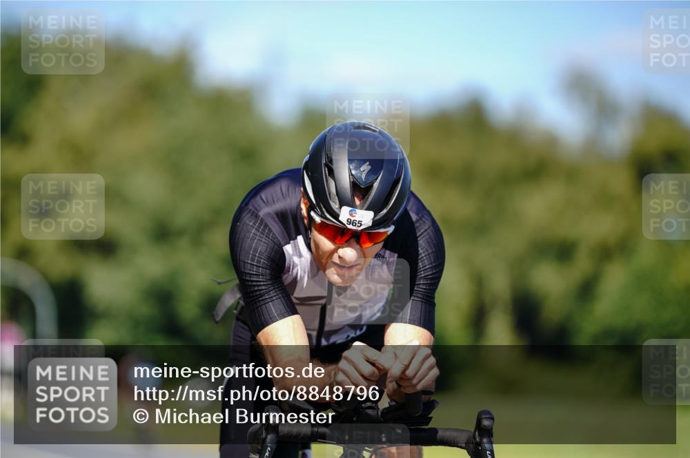 07.09.2025 - 19. Norderstedt Triathlon Michael Burmester http://msf.ph/oto/8848796 07.09.2025 13:41:23 Radfahren 965, 1028 meine-sportfotos.de