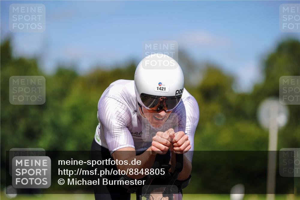 07.09.2025 - 19. Norderstedt Triathlon Michael Burmester http://msf.ph/oto/8848805 07.09.2025 13:41:38 Radfahren 1421 meine-sportfotos.de