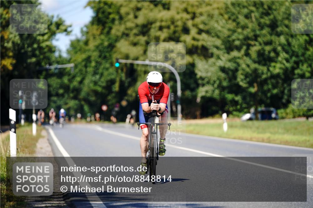 07.09.2025 - 19. Norderstedt Triathlon Michael Burmester http://msf.ph/oto/8848814 07.09.2025 13:41:57 Radfahren 366, 962 meine-sportfotos.de